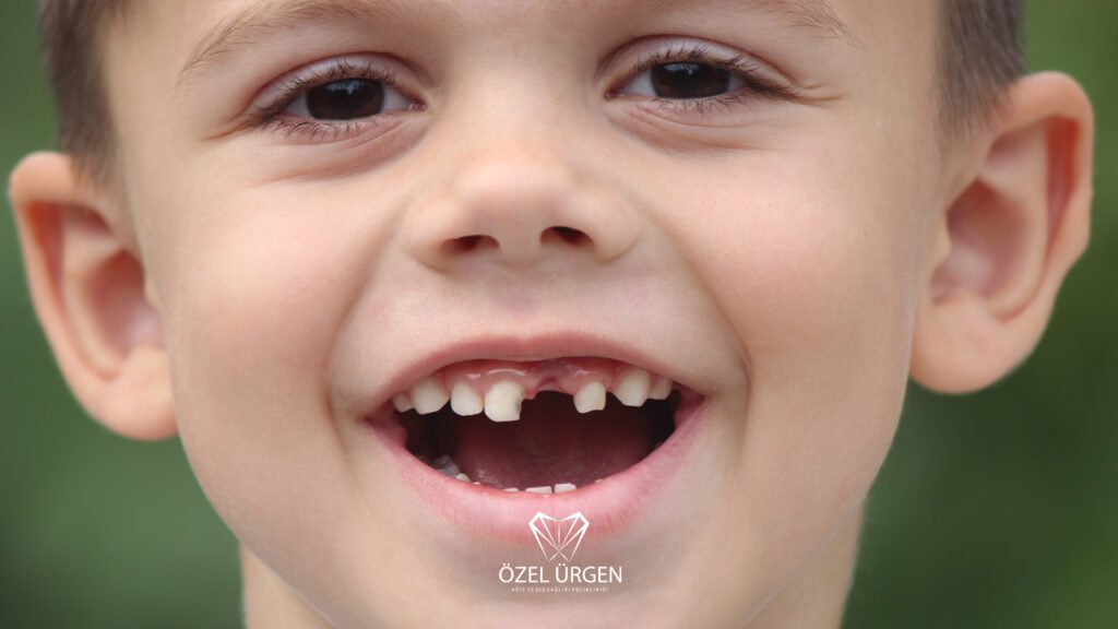 When Do Baby Teeth Fall Out
